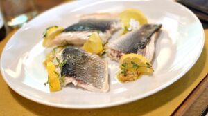 Branzino con limone e Noci d’Oro